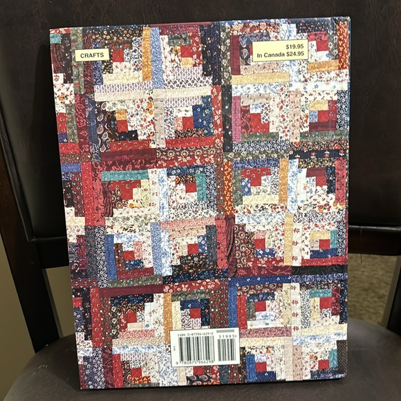 The Classic American Quilt Collection: Log Cabin. Vintage and new condition. - Picture 2 of 3